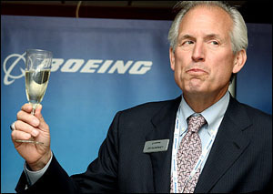 Boeing-McNerney-champagne