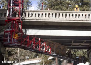 yh-holes-in-hwy12-bridge