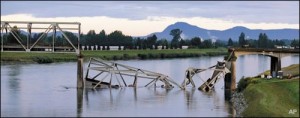 AP-Skagit-I5-bridge-collapse