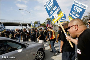 LAT-port-truckers-strike