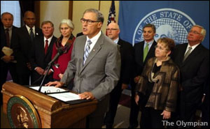 oly-inslee-boeing-presser-13Nov05