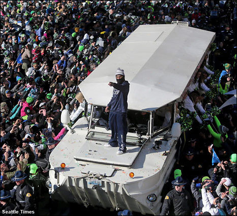 st-seahawks-parade