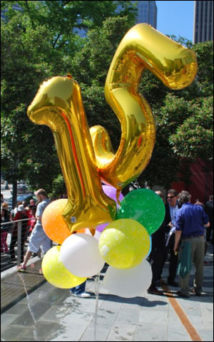 15-Seattle-council-vote-balloons