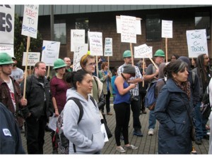 Green-River-protest-15May13-front