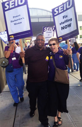 SEIU1199NW-harborview-staffing-picket2