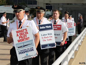 Delta pilots picket at Minneapolis-St. Paul International Airport.