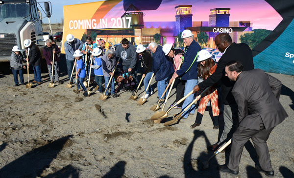 step-ceremonial-shoveling